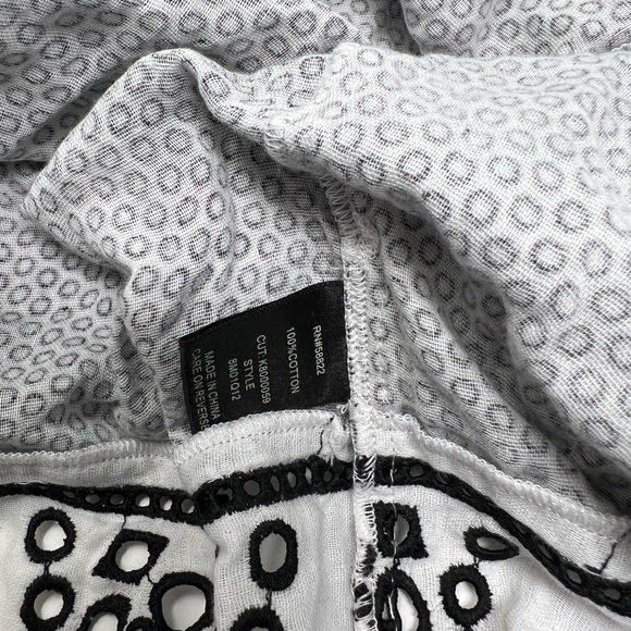 Max Studio White London Cotton Pleated Skirt - Picture 11 of 11